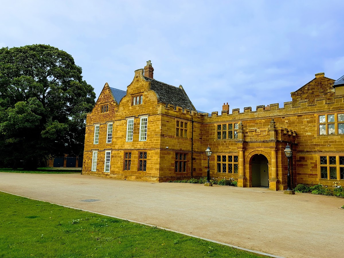 Northampton Winter Light Trail at Delapré Abbey