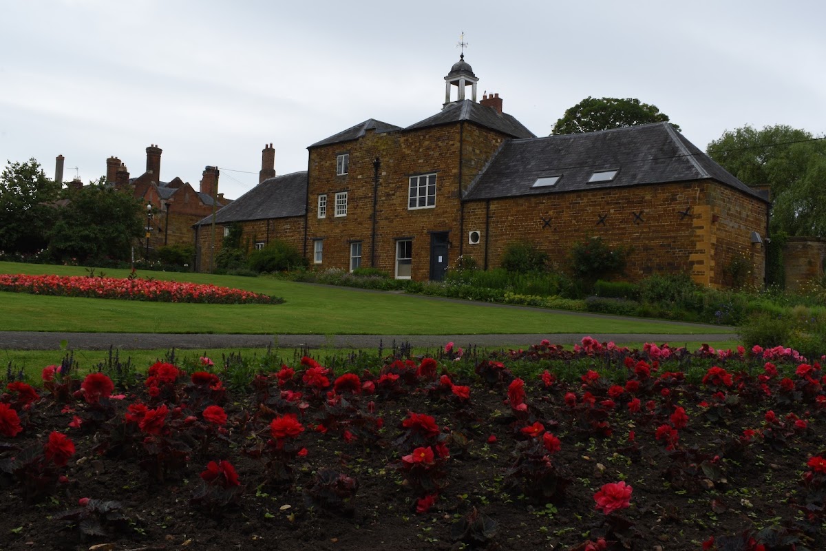 Northampton Winter Light Trail at Delapré Abbey — photo 3