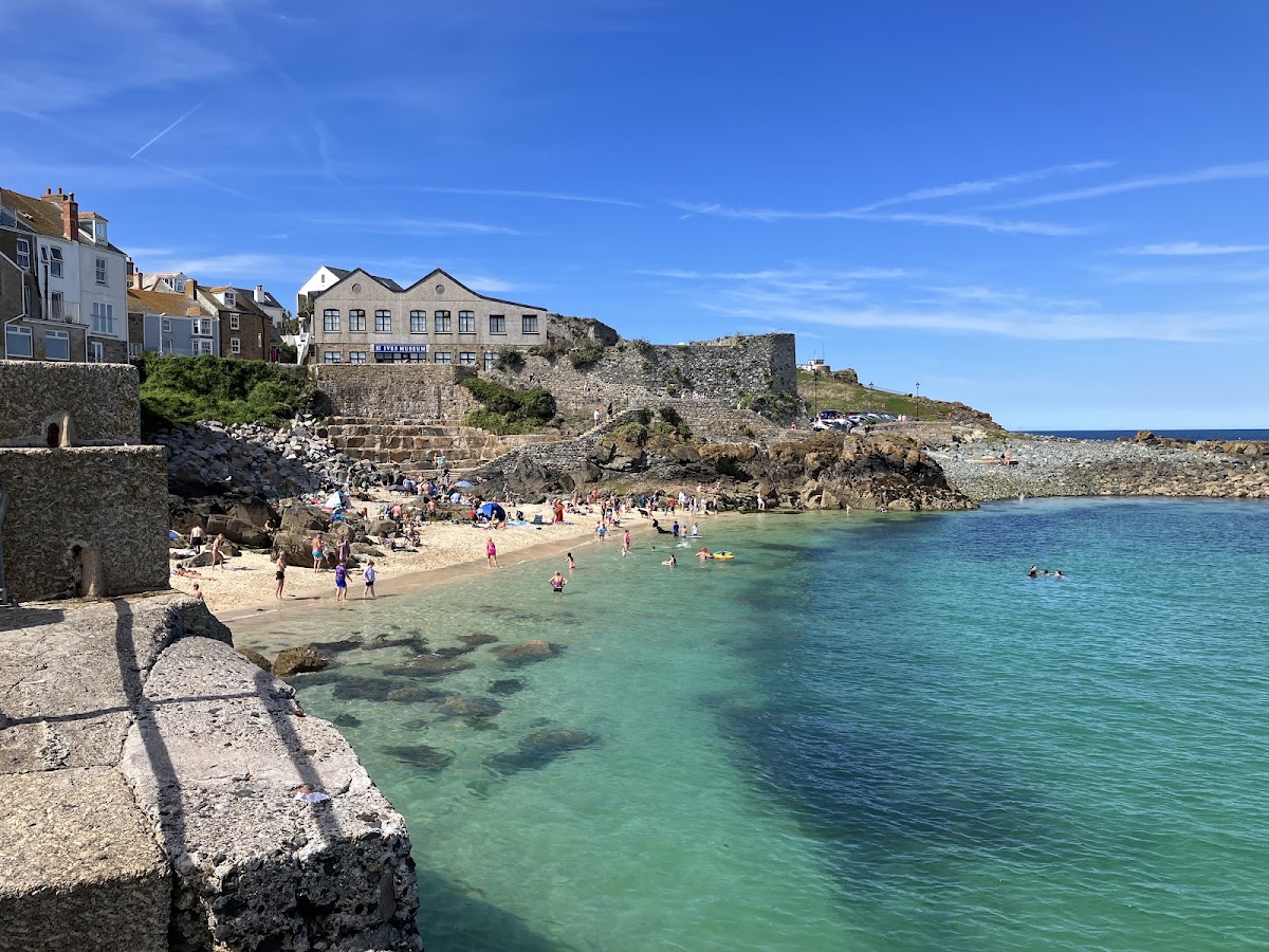 Bamaluz Beach