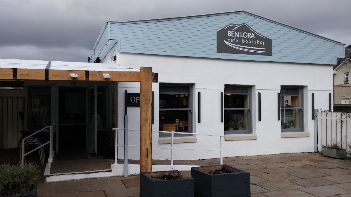 Ben Lora Cafe & Bookshop