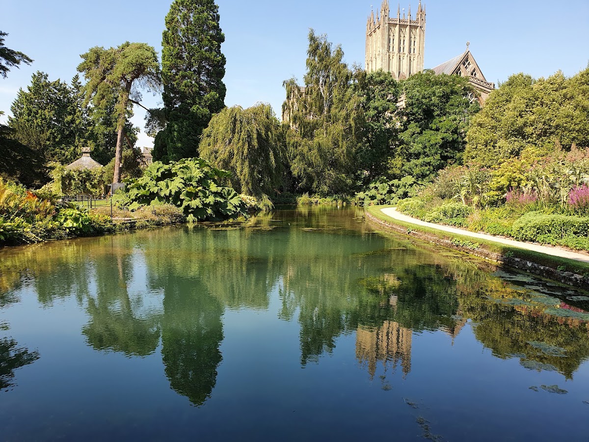Bishop's Palace and Gardens