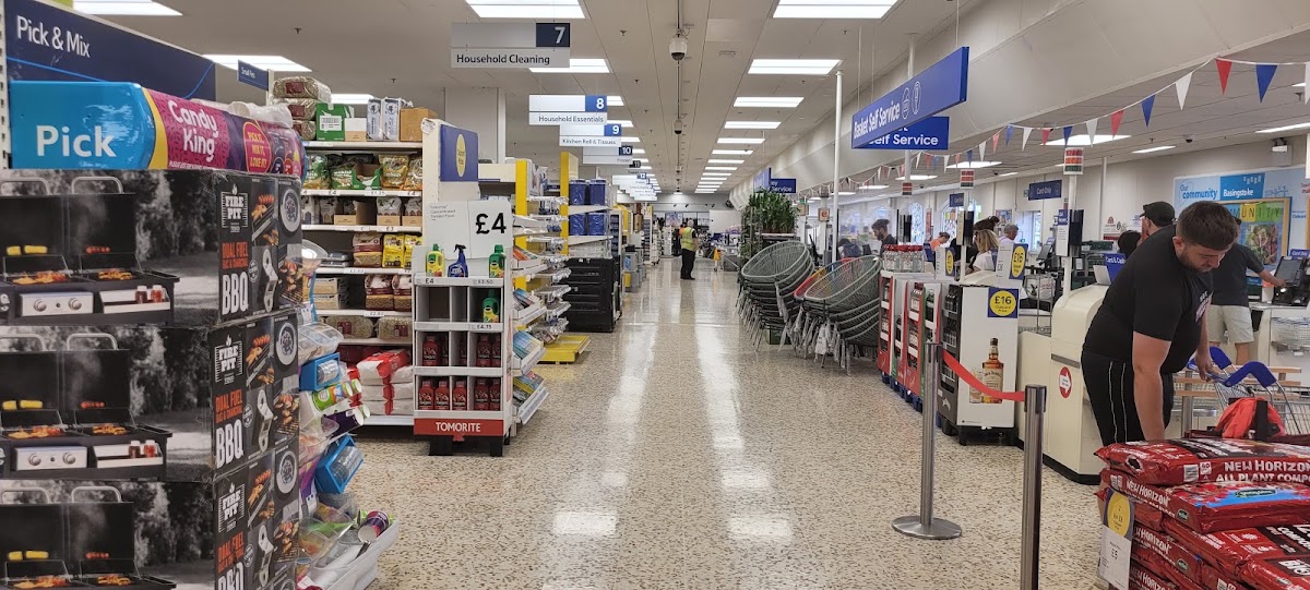 Chineham Shopping Centre