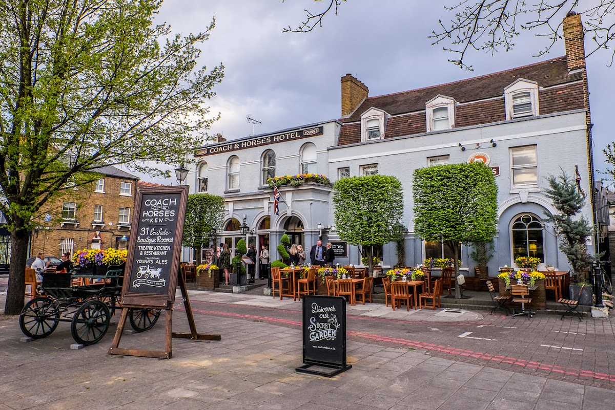 Coach & Horses Kew