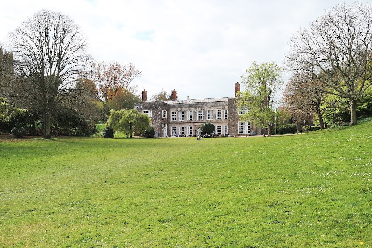 Cockington Court Craft Centre