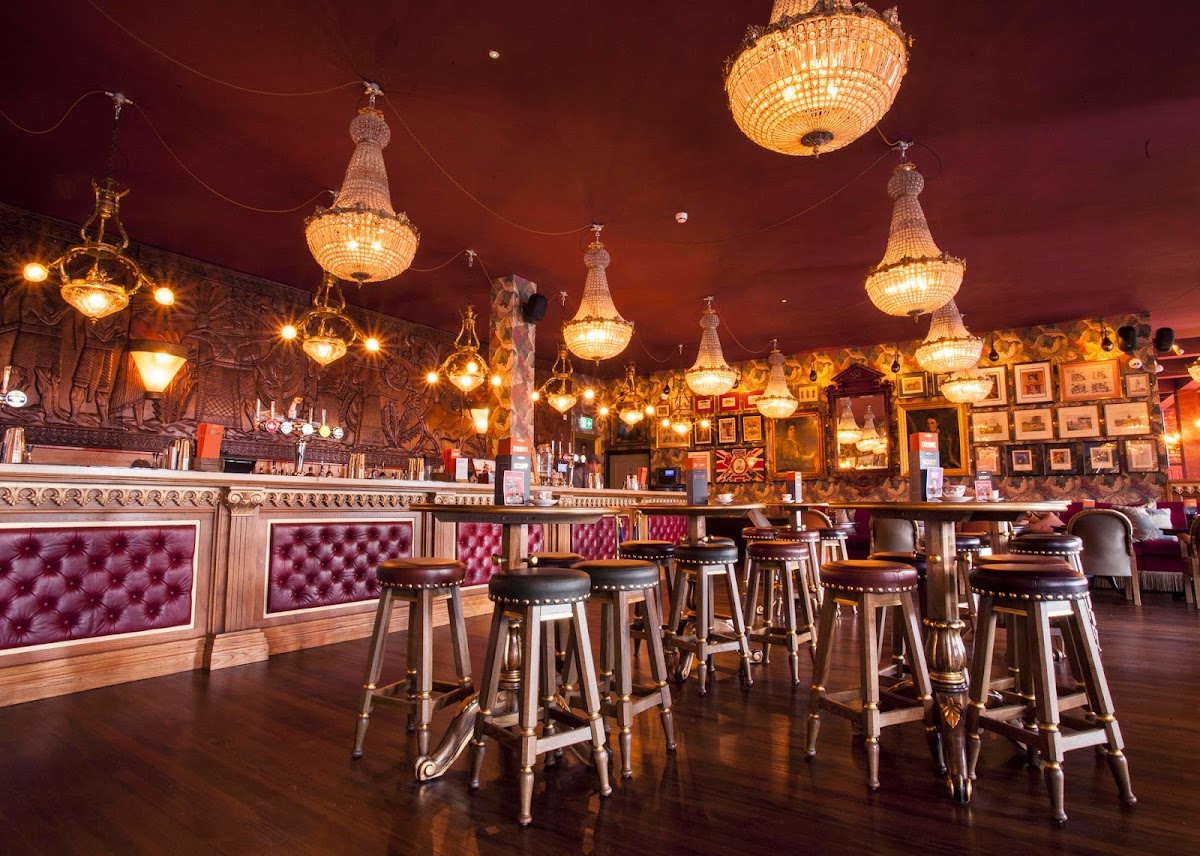 Cosy Club