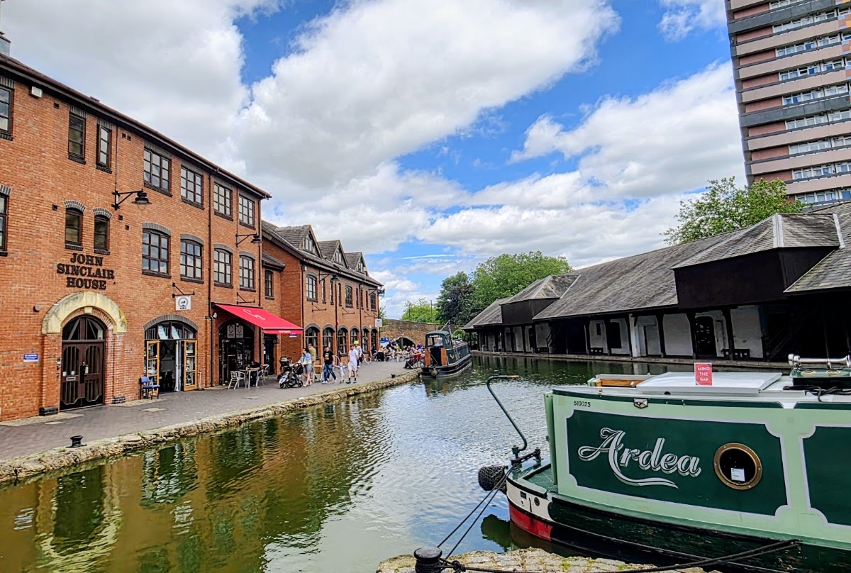 Coventry Canal Basin and Towpath