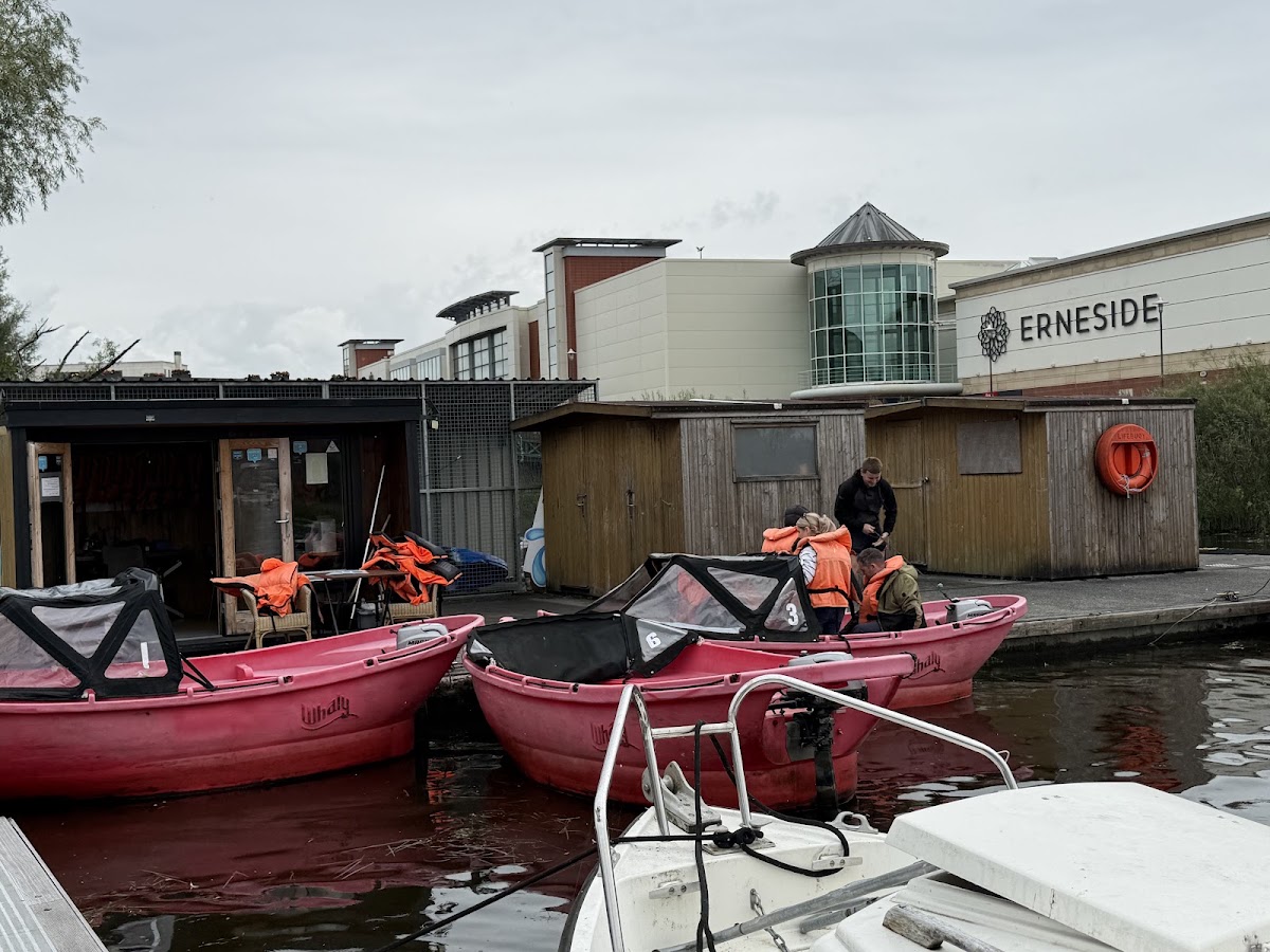 Erne Boat Hire