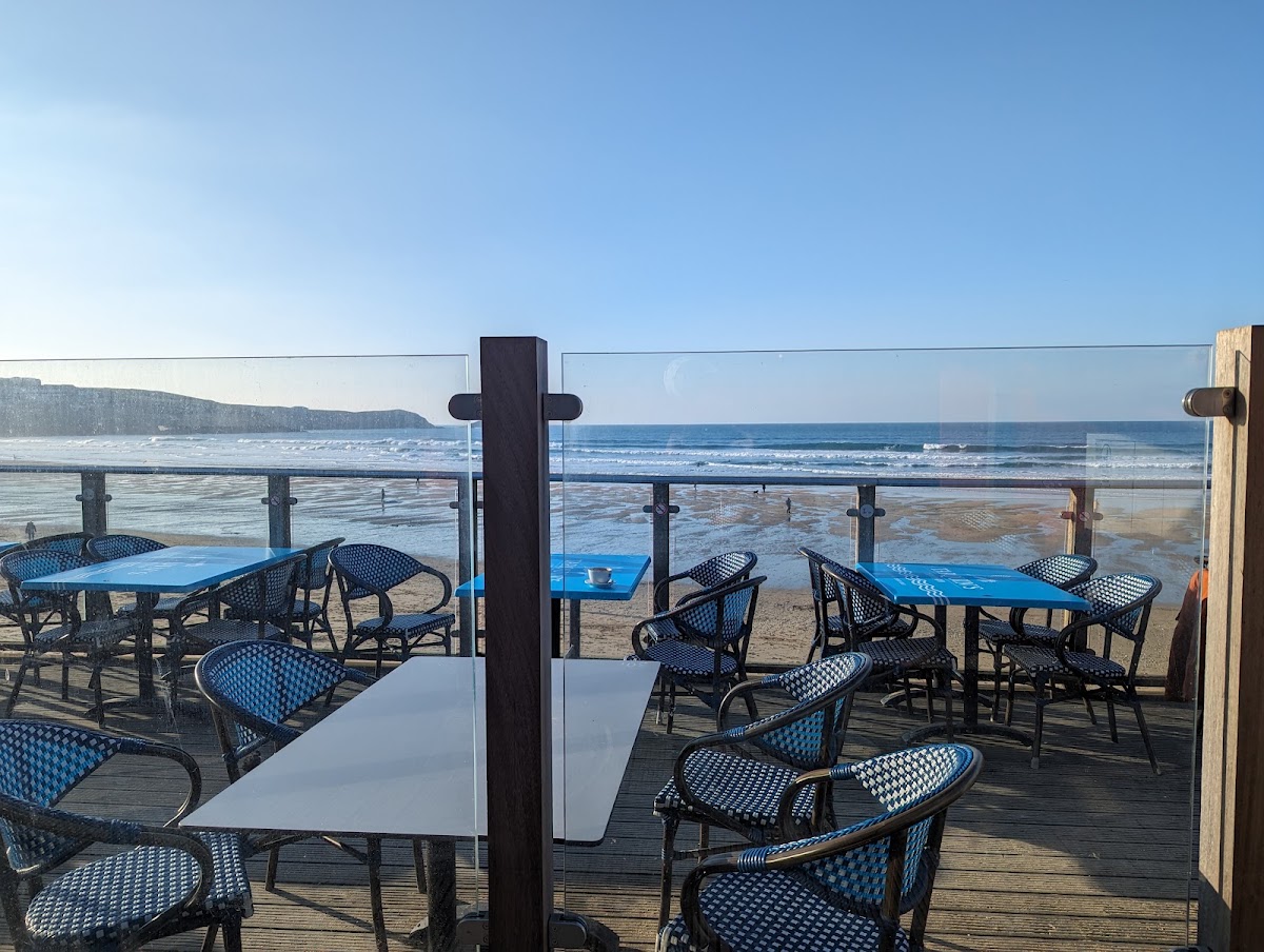 Fistral Beach Bar