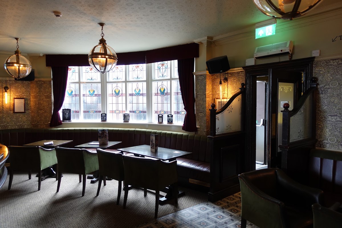 Half Moon Inn