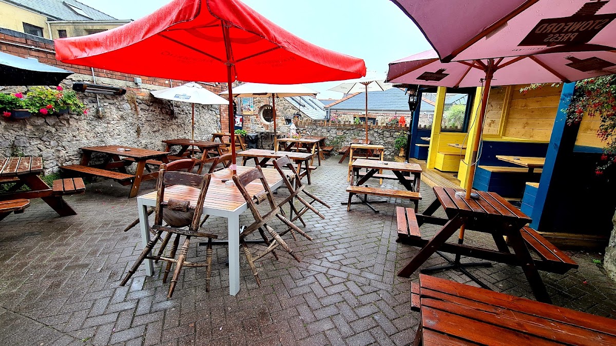 Harbwr Tap and Kitchen