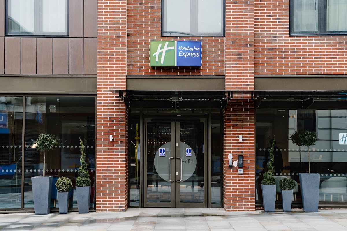 Holiday Inn Express Liverpool Central