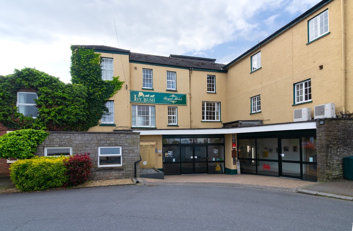 Ivy Bush Royal Hotel