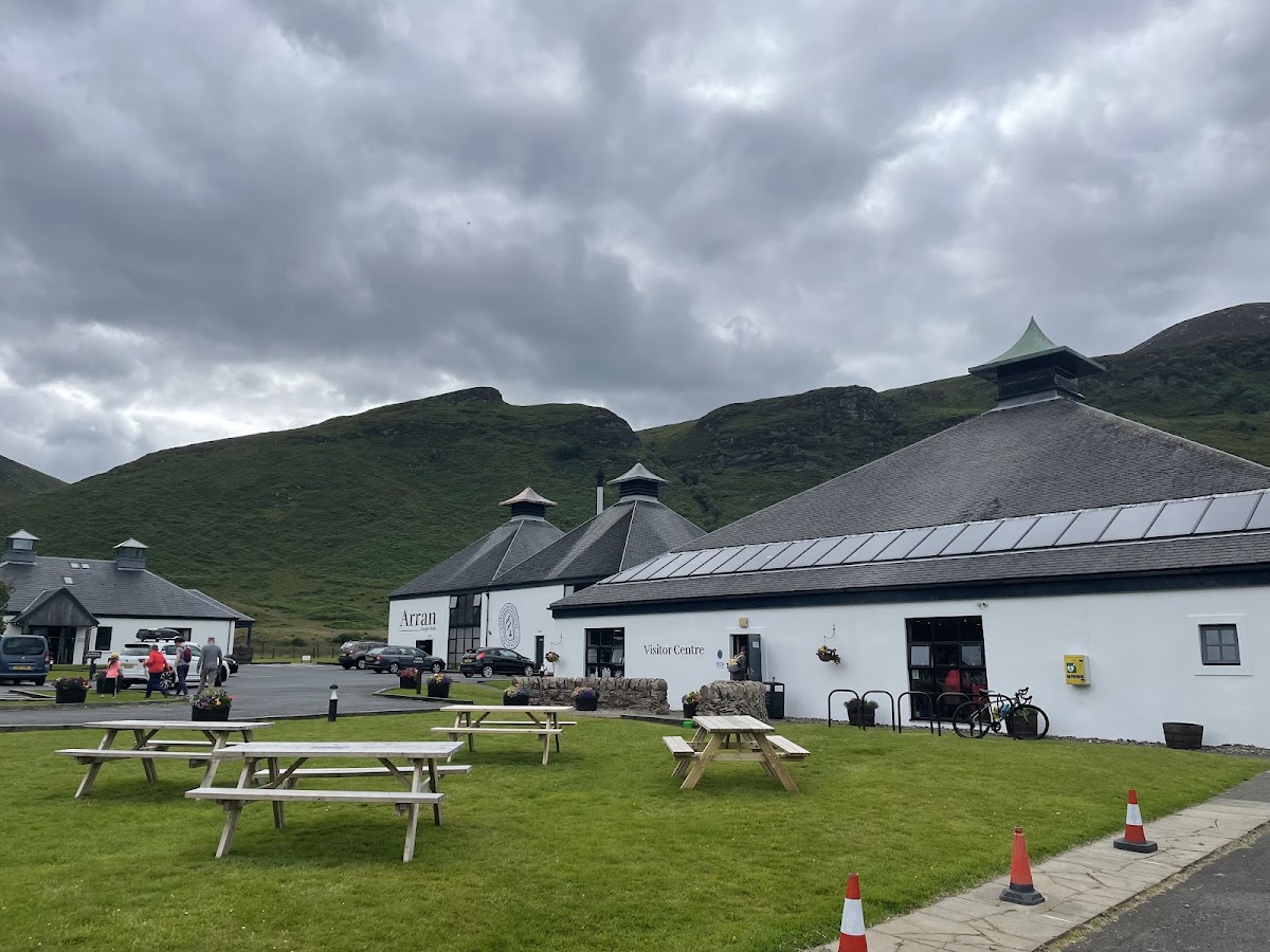 Lochranza Distillery