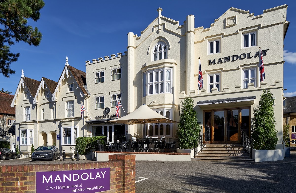 Mandolay Hotel