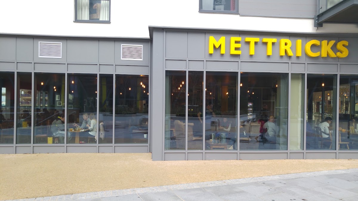Mettricks Woolston