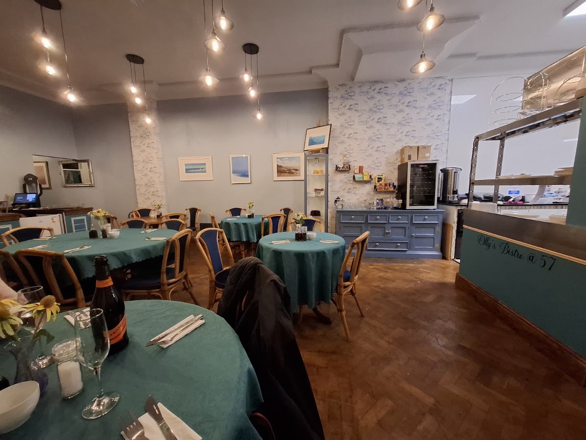 Olly's Bistro 57 and Tearooms