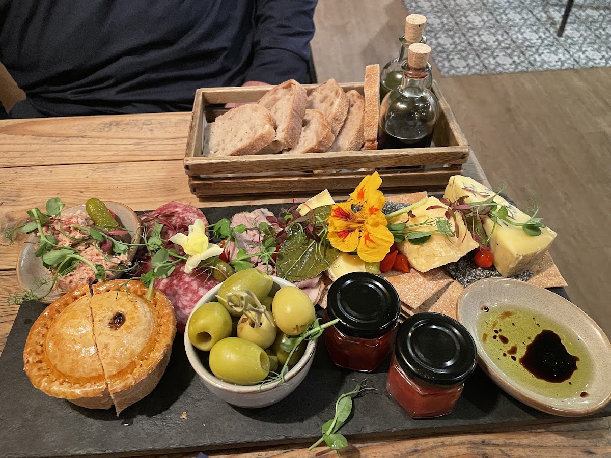 Pairings Wine Bar