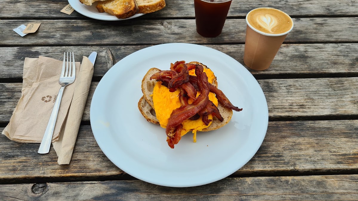 Pear Tree Cafe