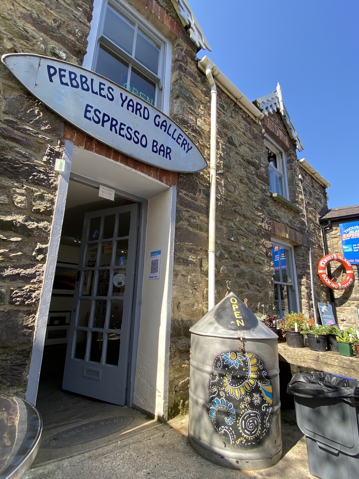 Pebbles Yard Gallery and Espresso Bar
