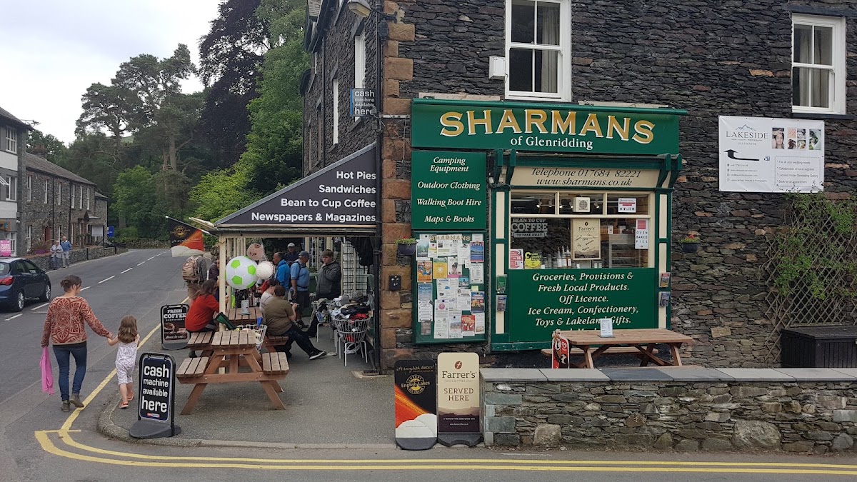 R and R Corner Shop