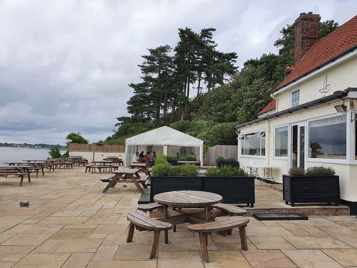 Ramsholt Arms