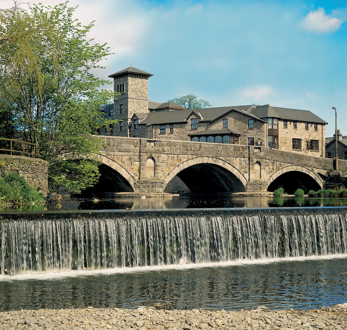 Riverside Hotel