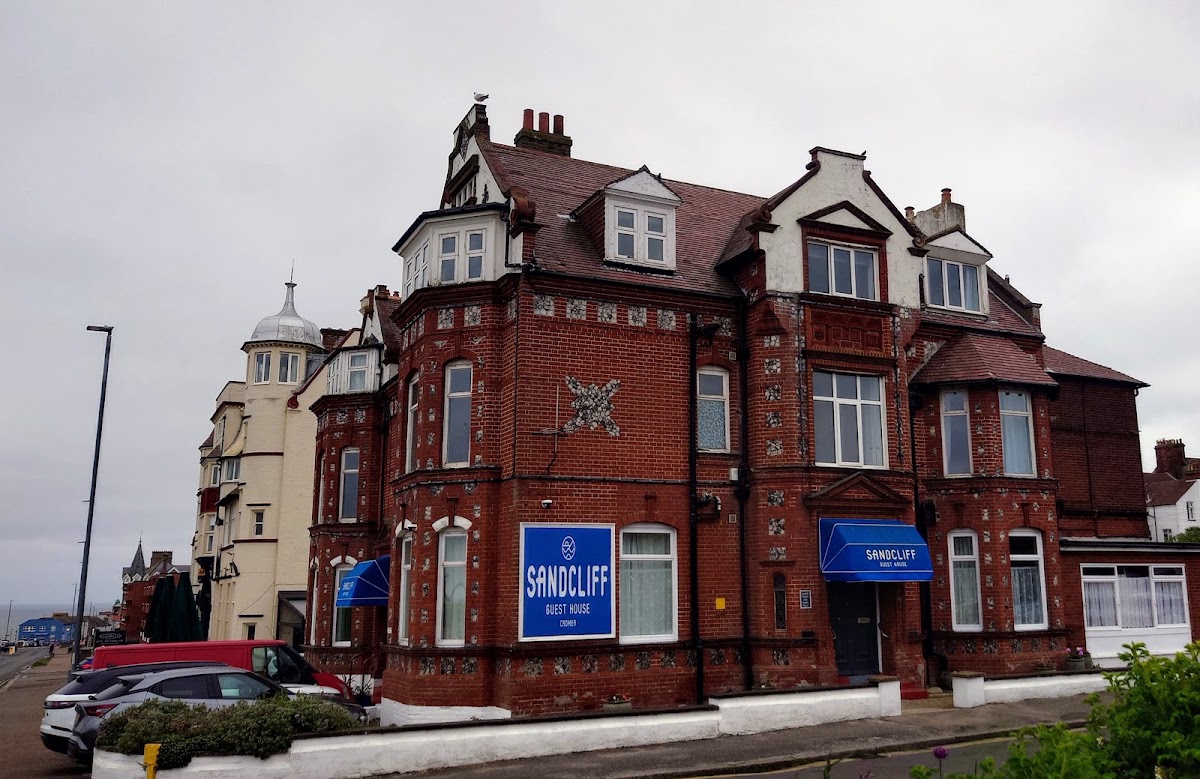 Sandcliff Hotel