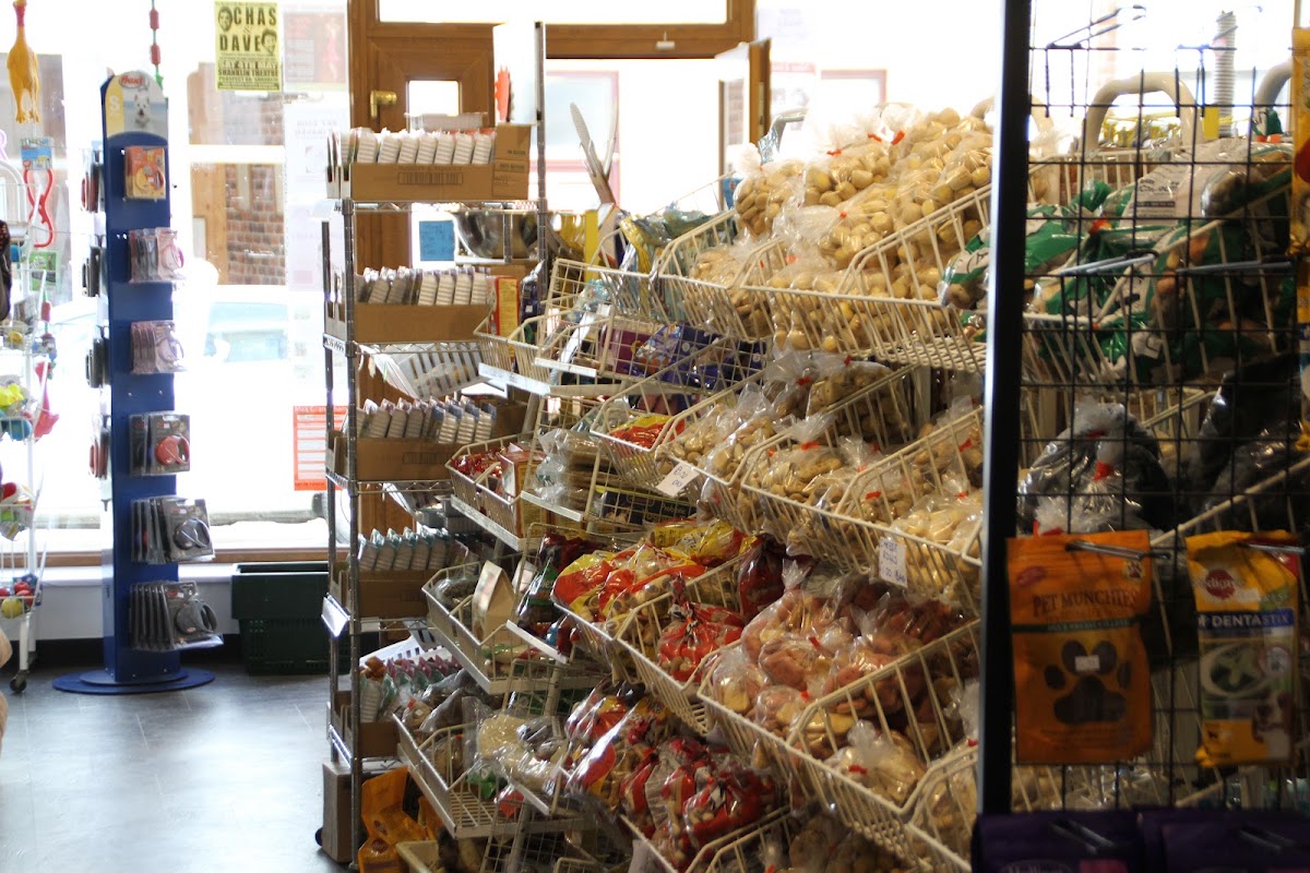 Sandown Pet Store