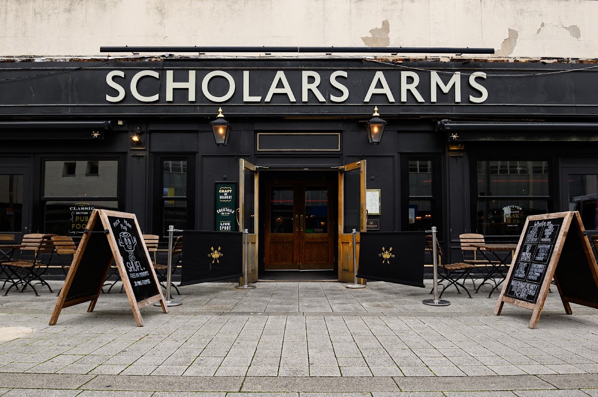 Scholars Arms