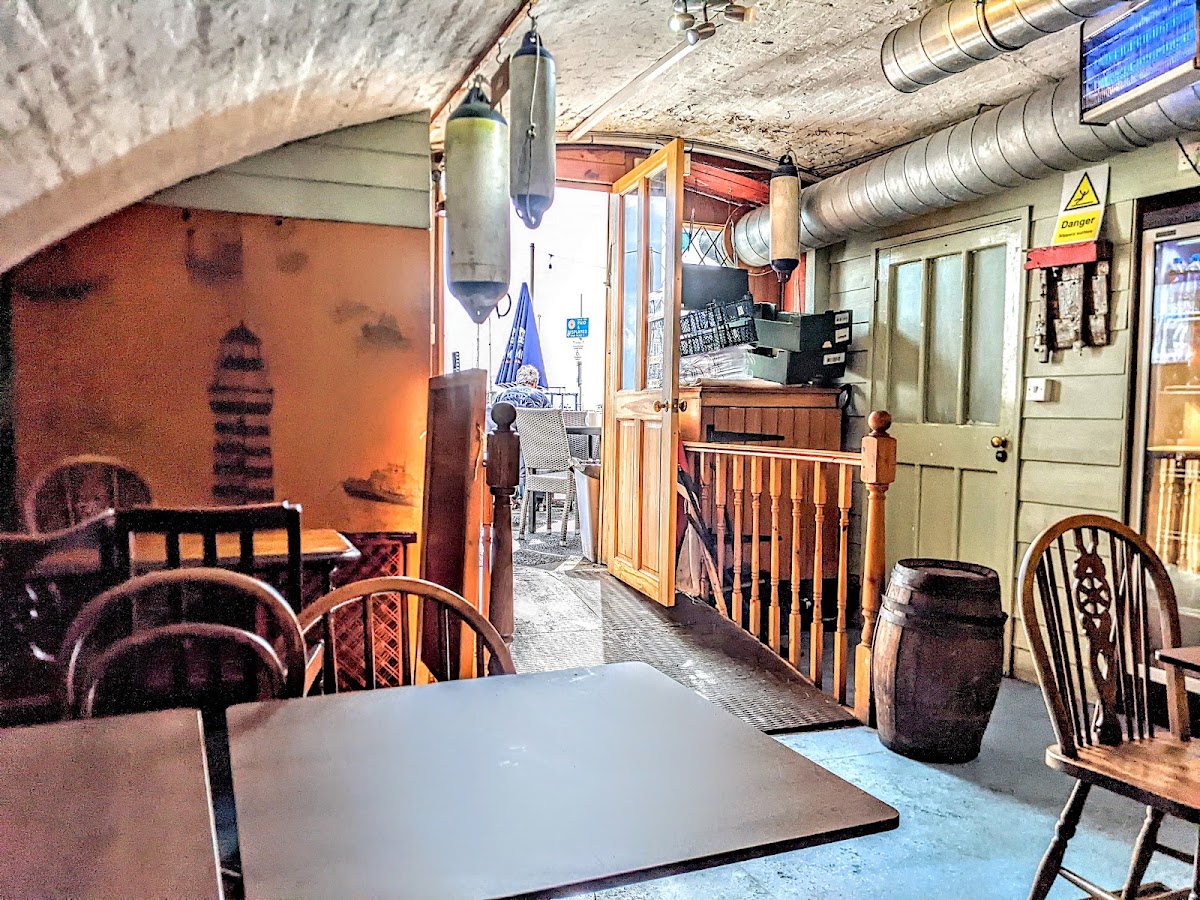 Ship-Shape Cafe