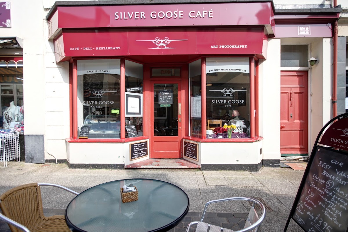 Silver Goose Cafe