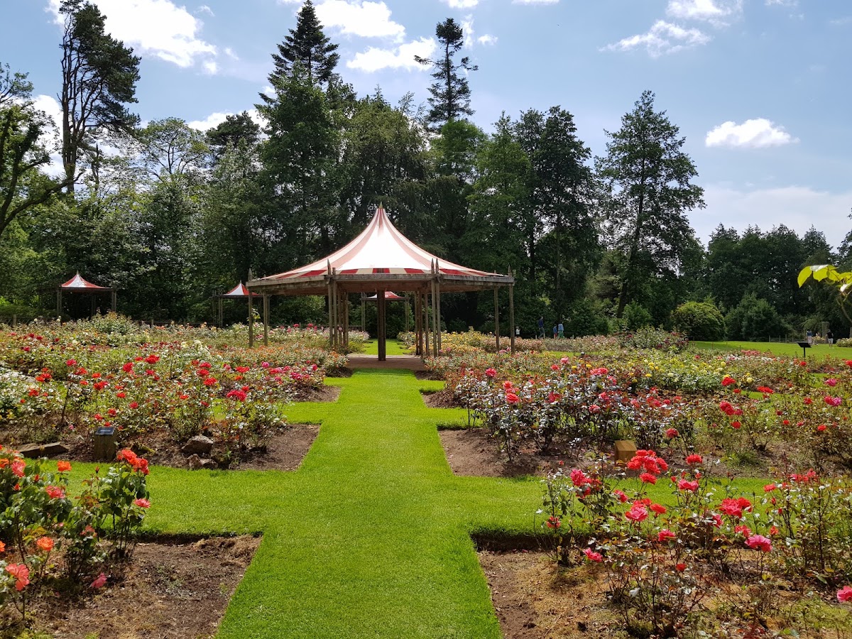 Sir Thomas & Lady Dixon Park