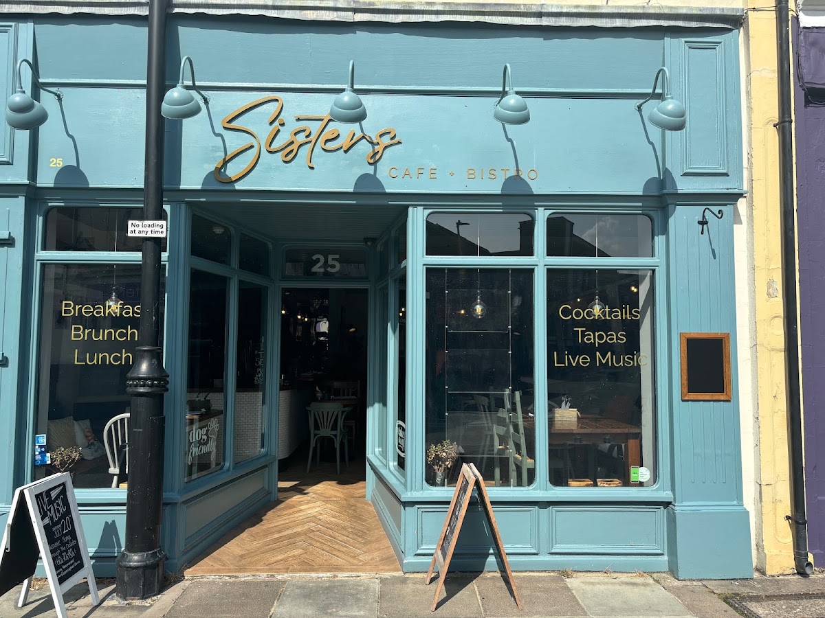 Sisters Cafe & Bar