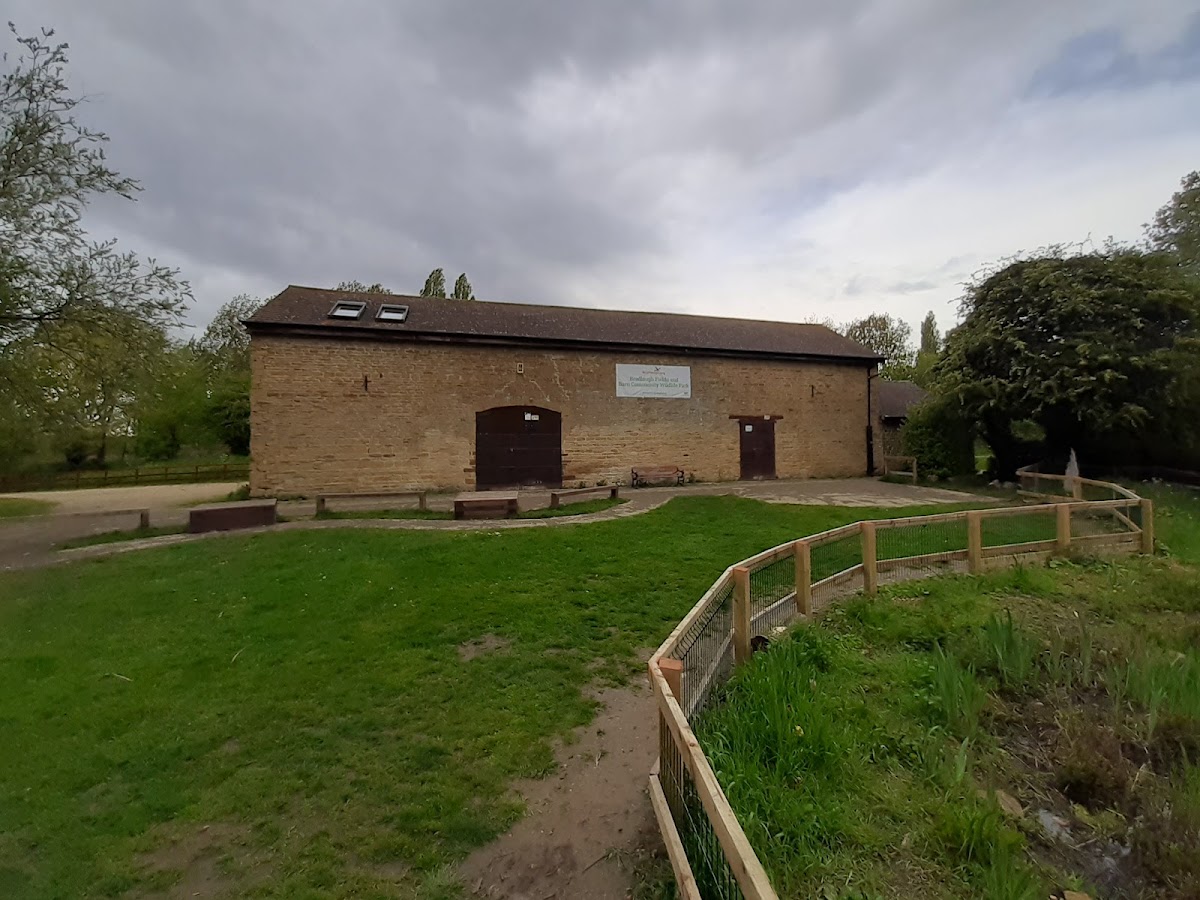 The Barn at Bradlaugh Fields