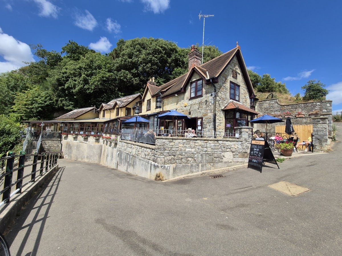 The Chine Inn