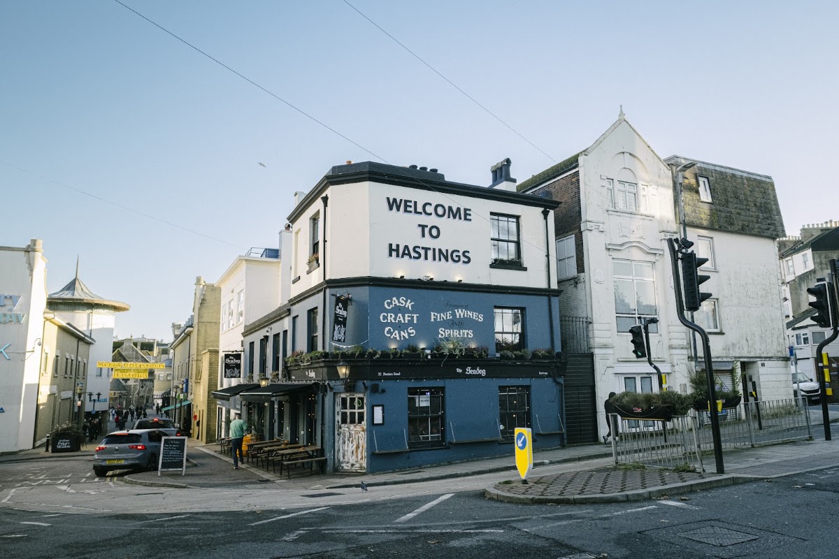 The Doghouse Inn