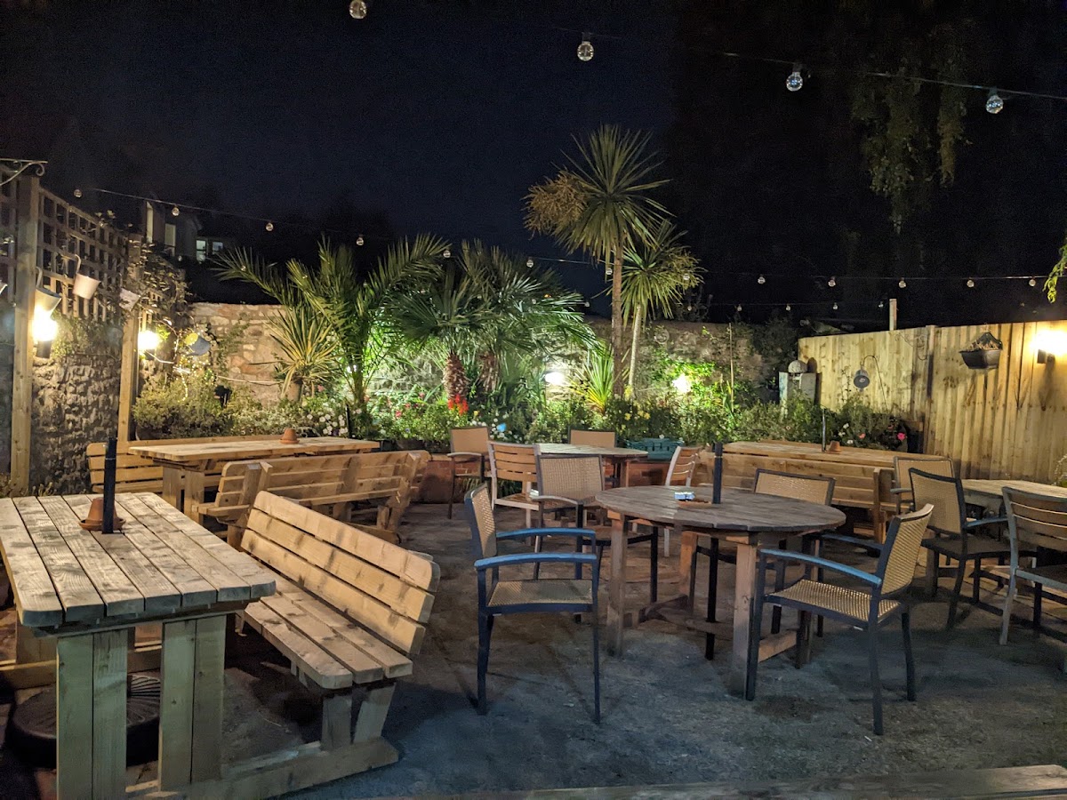 The Globe Inn