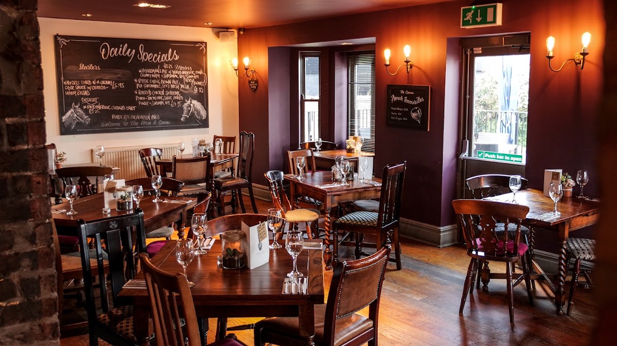 The Horse & Groom