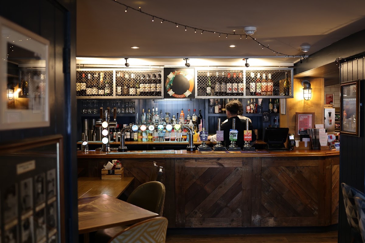 The Lifeboat Inn