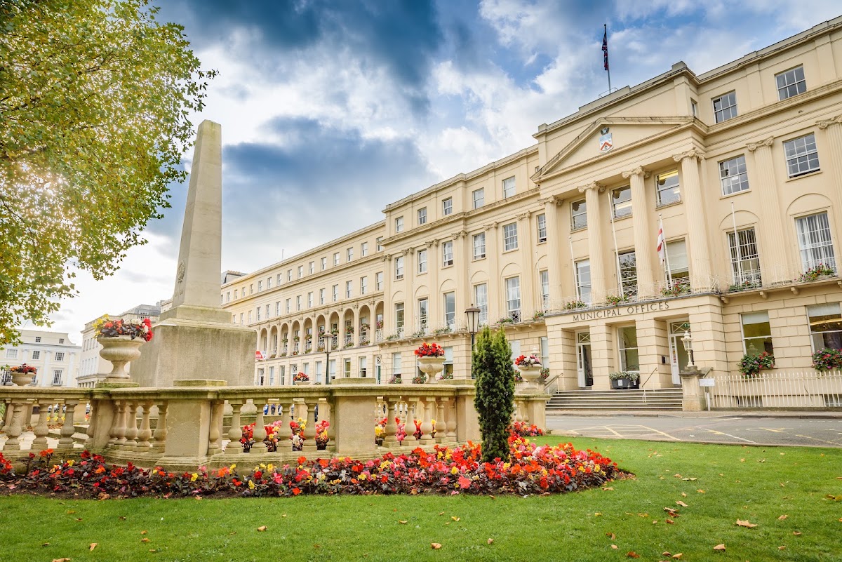 The Queens Hotel