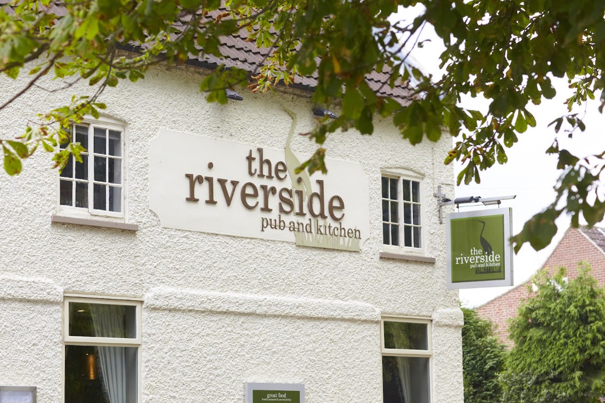 The Riverside Pub and Kitchen