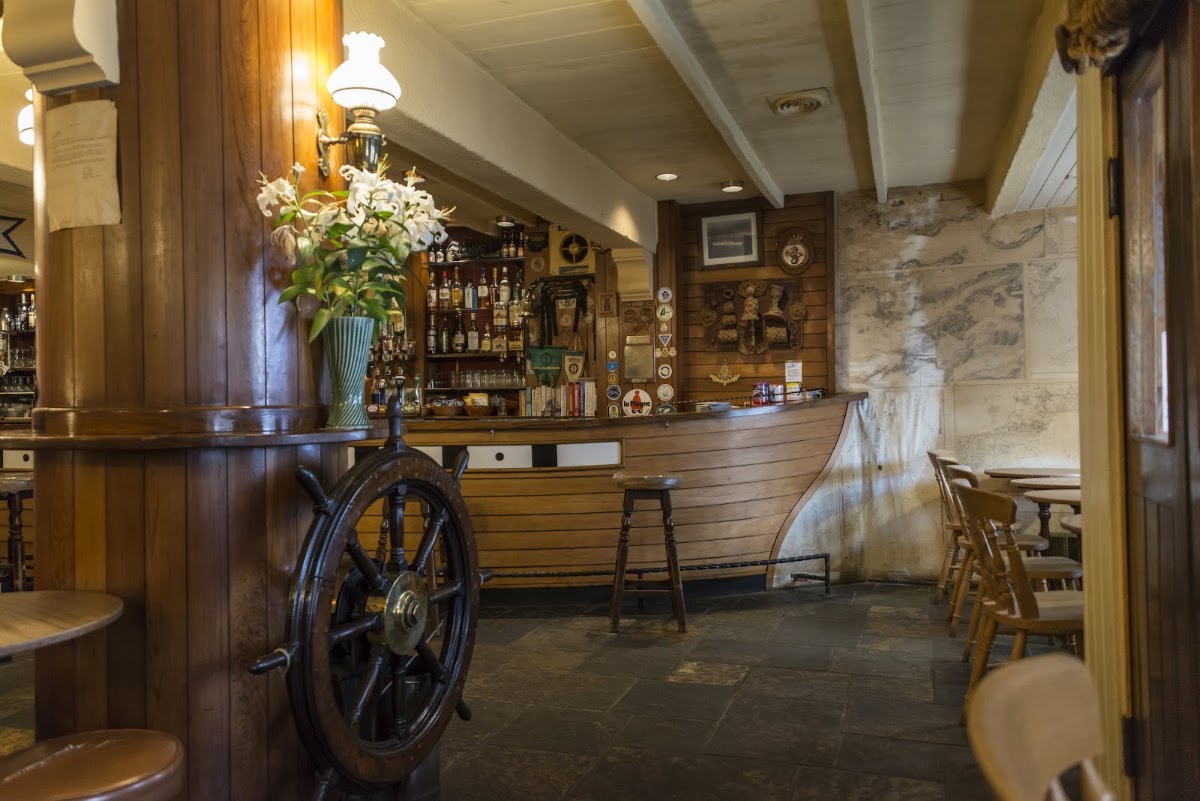 The Windjammer Inn