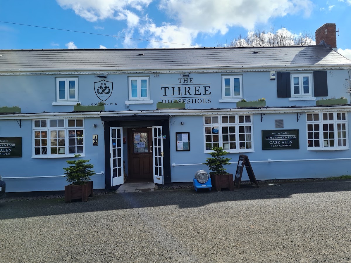 Three Horseshoes