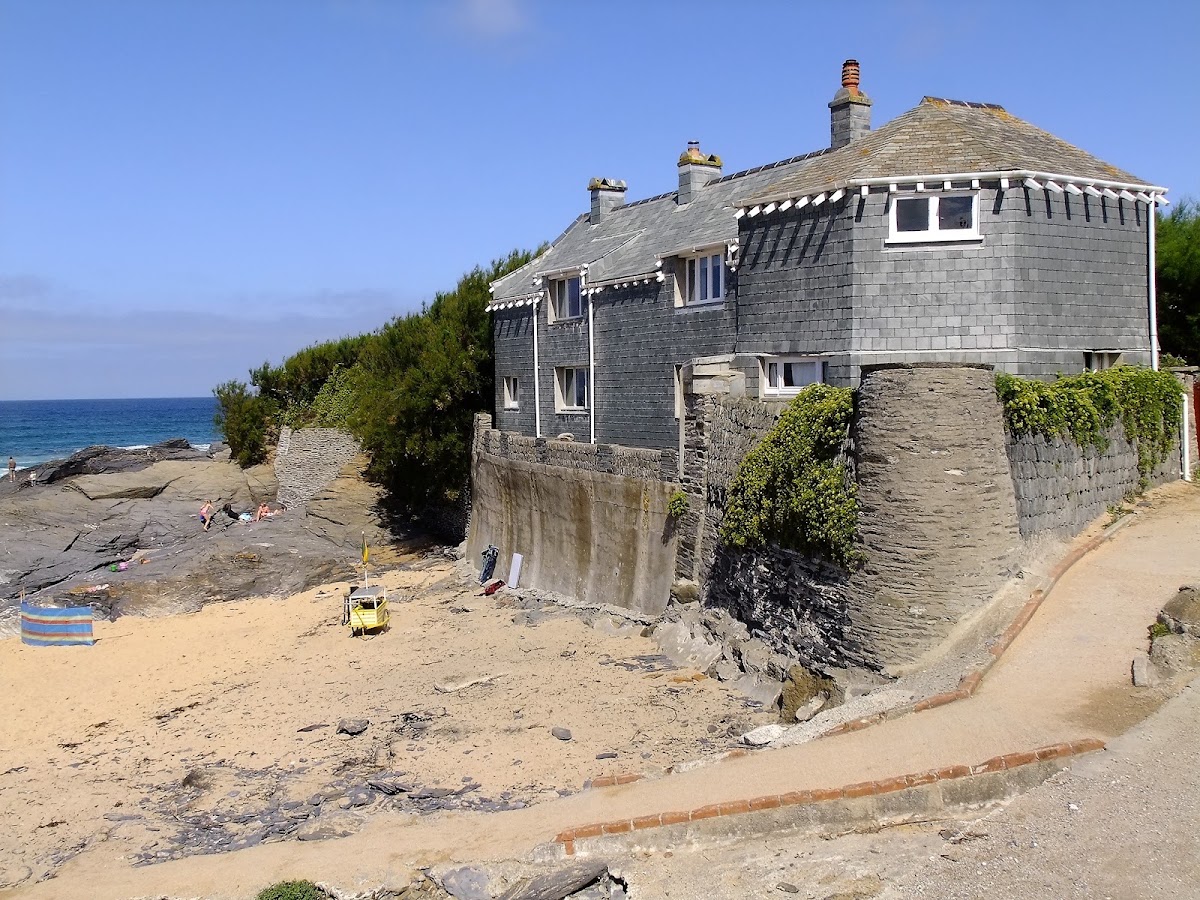 Trevone Beach Stores & Cafe
