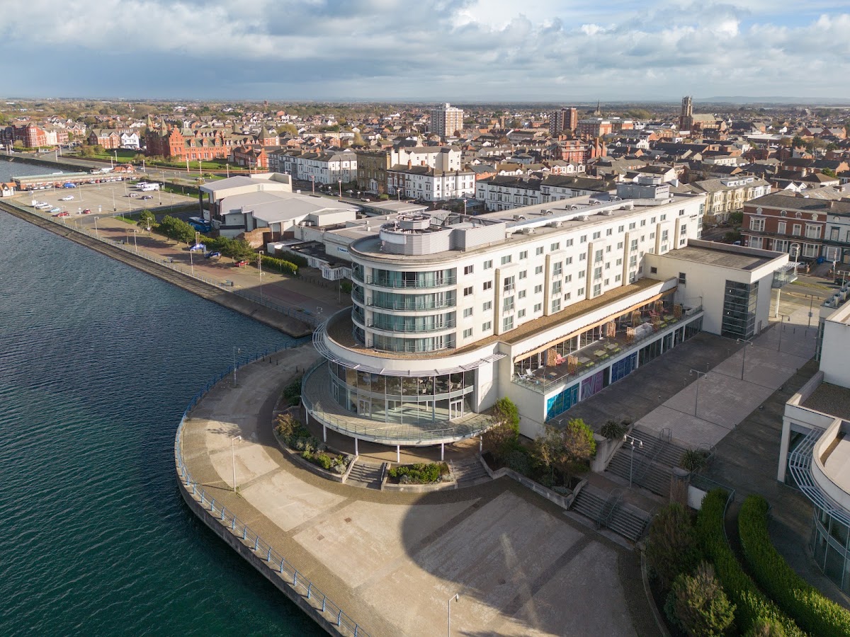 Waterfront Southport Hotel