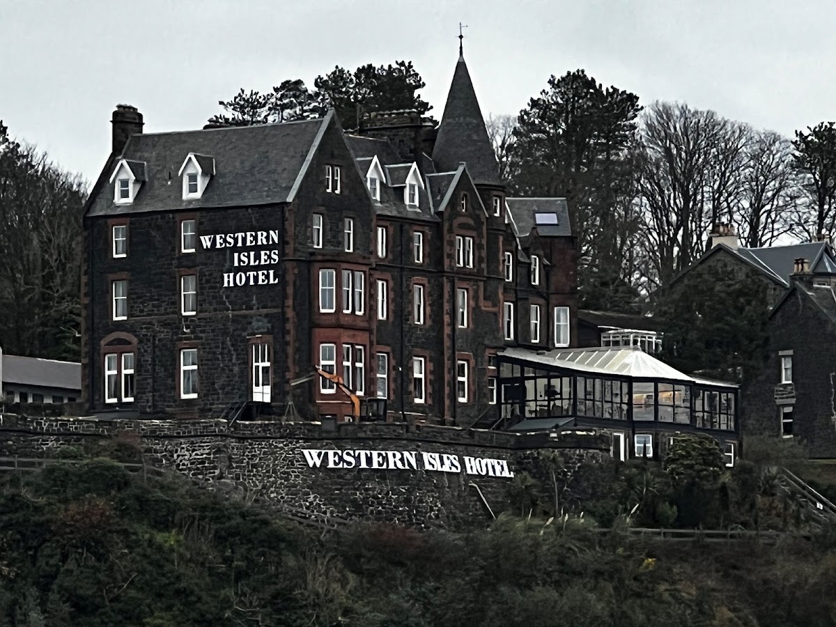 Western Isles Hotel