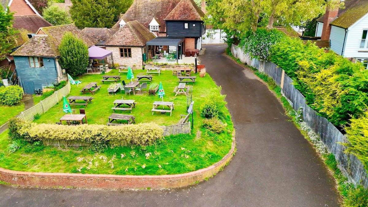Ye Olde Yew Tree Inn