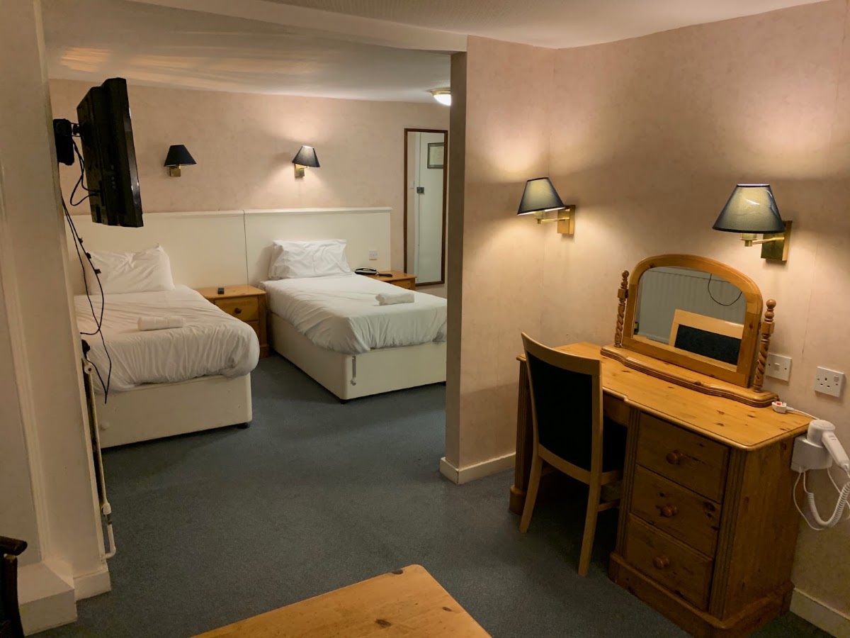 Yelf's Hotel
