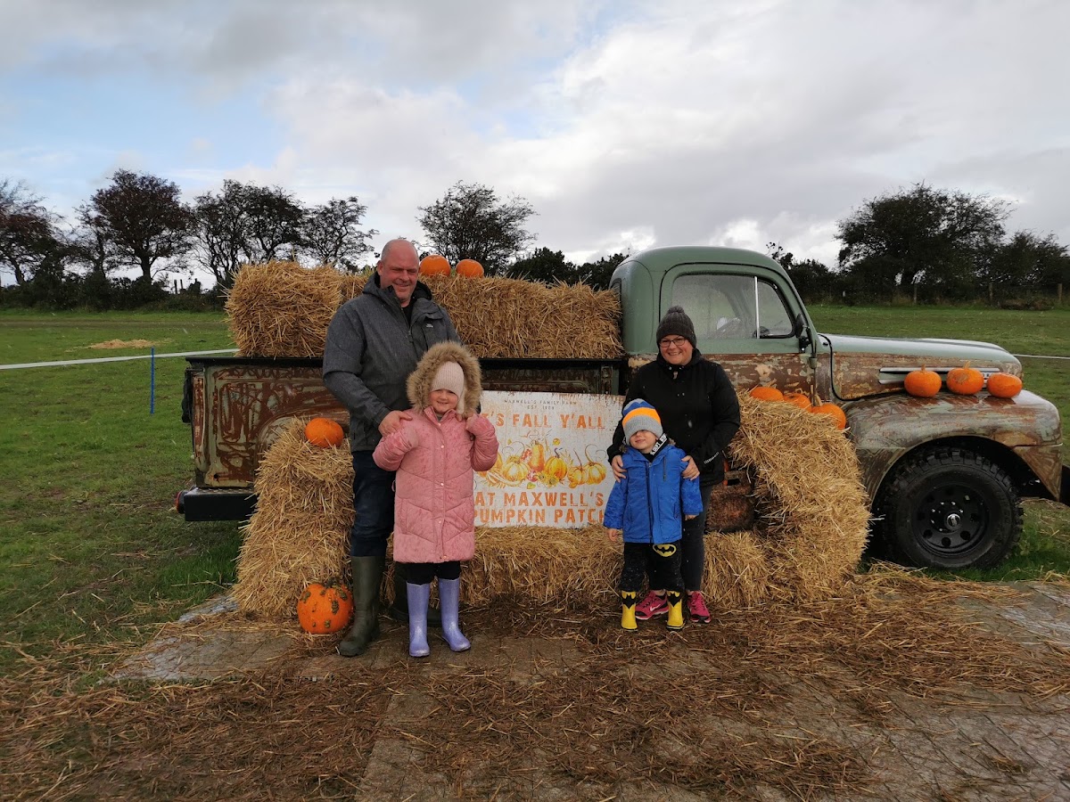 Maxwell's Pumpkin Patch — pumpkin patch photo 4